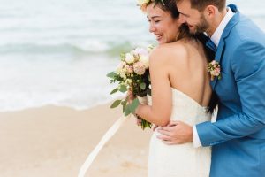 smiling wedding couple